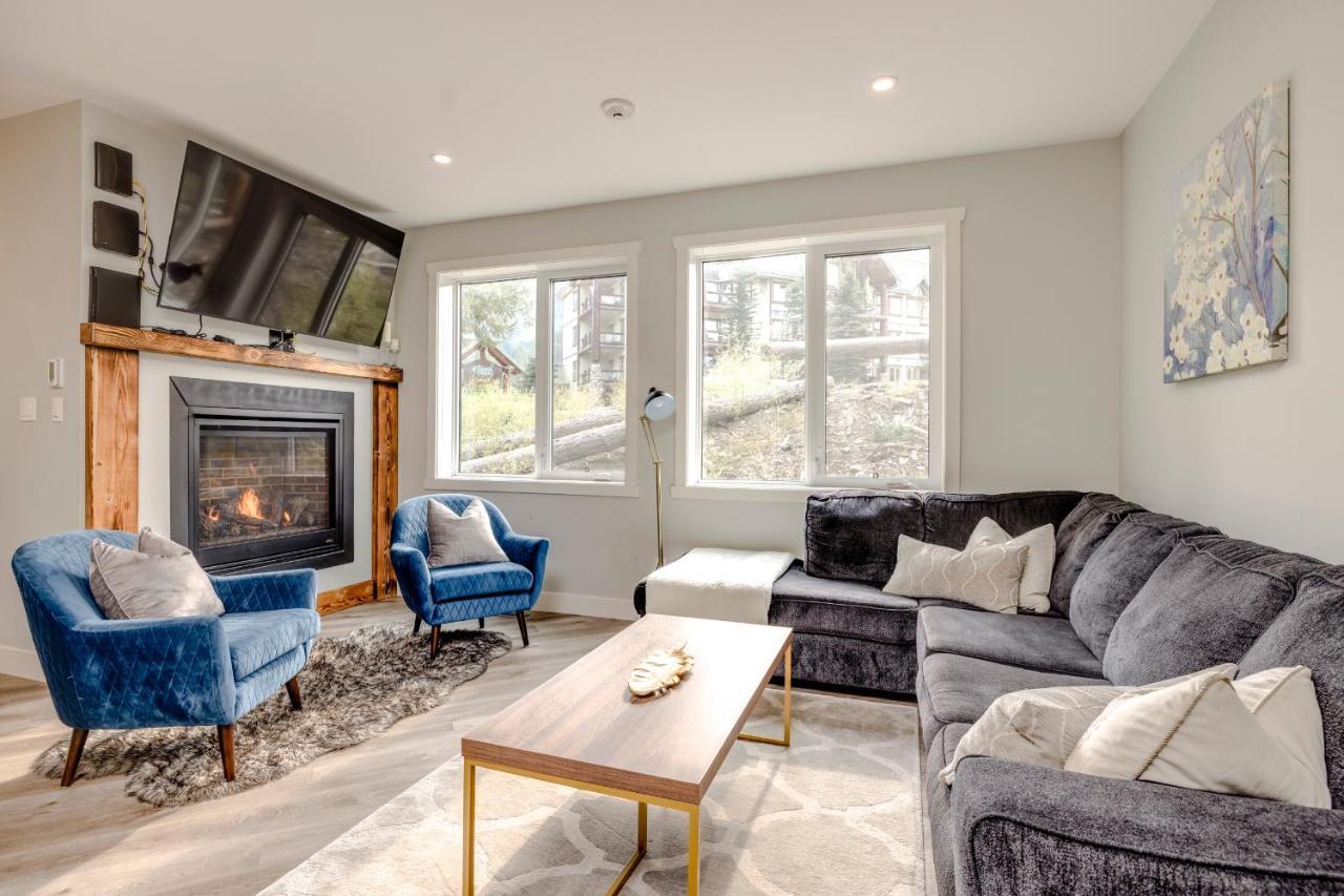 Ski In Ski Out With Huge Game Room And Hot Tub Fernie Bagian luar foto